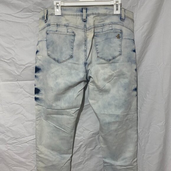 V.I.P Jeans - Picture 2 of 9